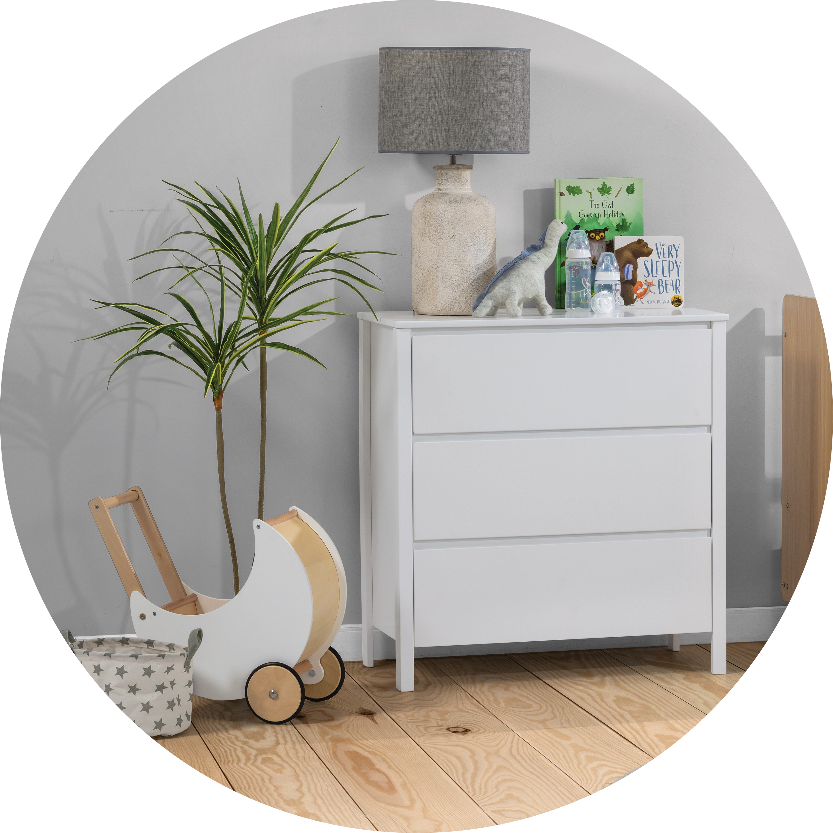 Amart childrens table and chairs outlet
